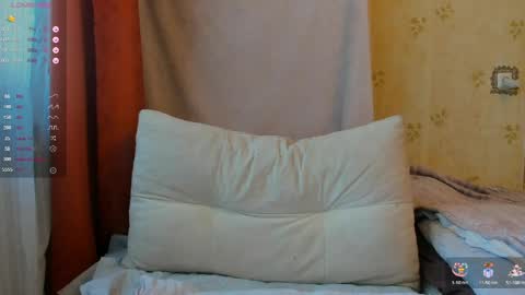 Emilia online show from 04.14.26