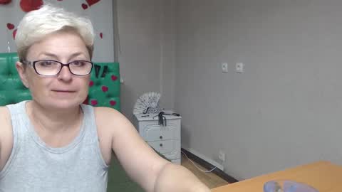 Snapshot of emiliagree chatting on 10.12.25 EmiliaGree online show from 10.12.25