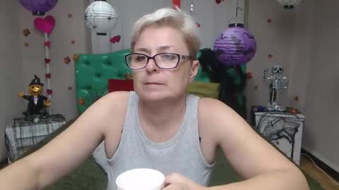 EmiliaGree online show from 10.31.25