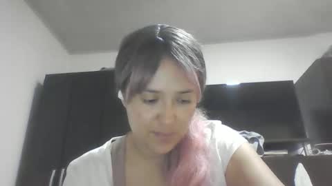 emiliahoney online show from 12.20.25