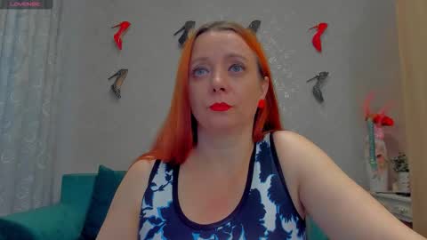 Emiliana online show from 10.17.25