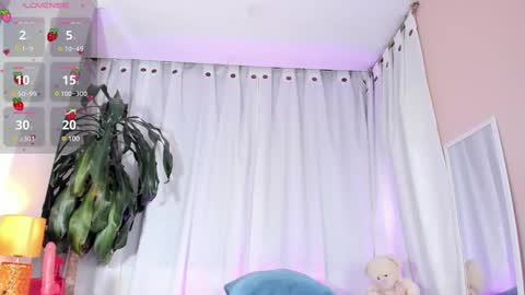 Emilie James online show from 02.10.25