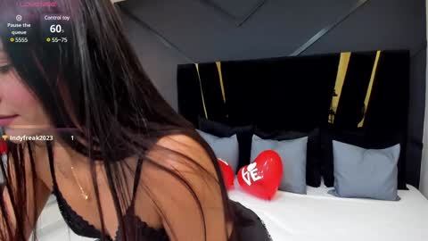 Snapshot of emiliee_xx chatting on 02.07.25 Emillie online show from 02.07.25