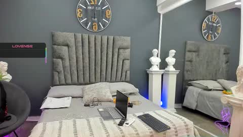 Snapshot of emilio_brandon chatting on 01.19.26 Emilio online show from 01.19.26