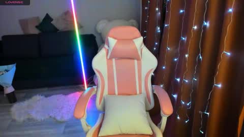 Emiliya online show from 01.16.26