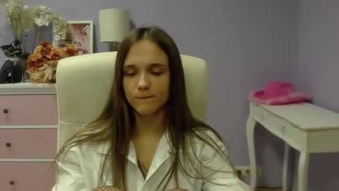 Emilly online show from 01.23.25