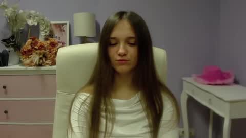 Emilly online show from 01.28.25