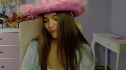 Emilly online show from 03.01.25