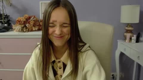 Emilly online show from 09.30.25