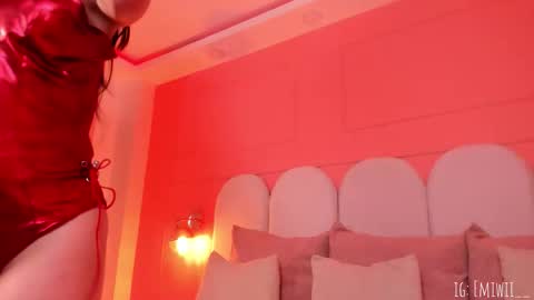 Emilly  online show from 11.24.25