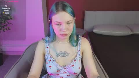 Snapshot of emily__hamilton chatting on 07.14.26 Emily online show from 07.14.26