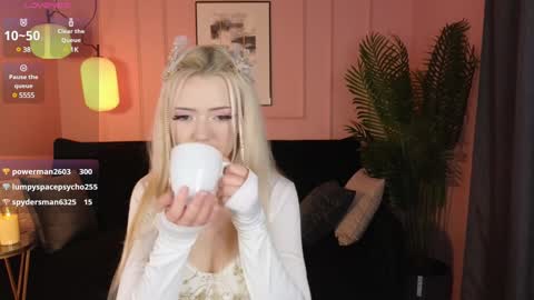 Emily online show from 12.25.24