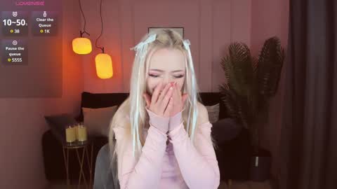 Emily online show from 01.01.25