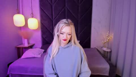 Emily online show from 09.21.25