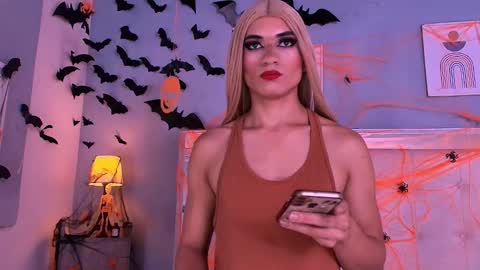 emily_castillo1_ online show from 10.21.25