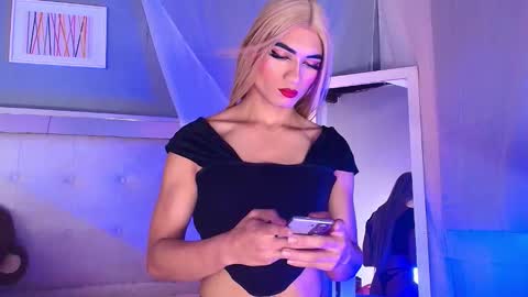 emily_castillo1_ online show from 02.09.26