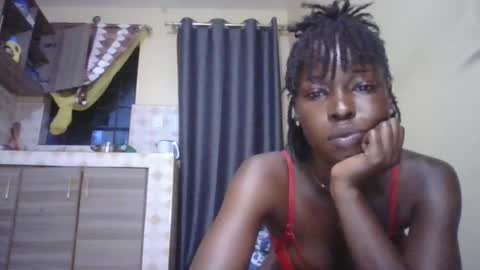 Snapshot of emily_eboniey chatting on 11.12.25 Wild fiery online show from 11.12.25
