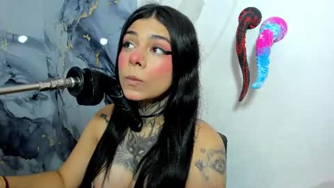 Snapshot of emily_evol chatting on 07.02.26 emily_evol online show from 07.02.26