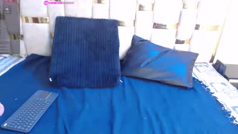 Snapshot of emily_fox_3 chatting on 02.04.25 emily fox 3 online show from 02.04.25