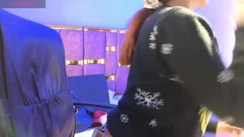 Snapshot of emily_fox_3 chatting on 10.01.25 emily fox 3 online show from 10.01.25