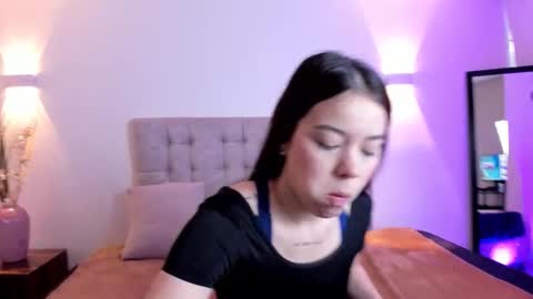 Snapshot of emily_frostt chatting on 03.19.26 emily_frostt online show from 03.19.26
