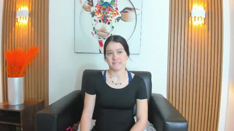 Snapshot of emily_frostt chatting on 04.10.26 emily_frostt online show from 04.10.26