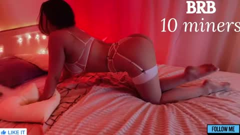 Snapshot of emily_gin chatting on 04.14.26 EMILY online show from 04.14.26