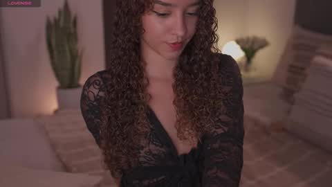 Juliana online show from 02.04.26