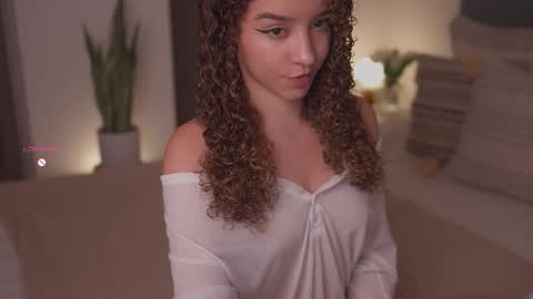 Juliana online show from 03.08.26