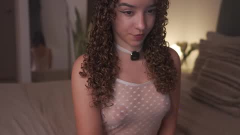 Snapshot of emily_johnson1 chatting on 05.02.26 Juliana online show from 05.02.26