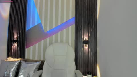 Emily online show from 01.29.25