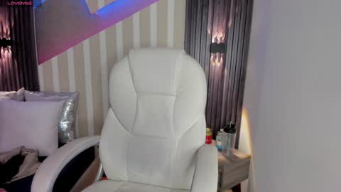 Emily online show from 02.08.25