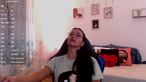 Snapshot of emily_leroy571240 chatting on 10.24.25 emily leroy. online show from 10.24.25