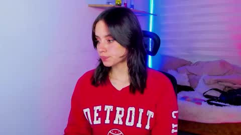 Snapshot of emily_lindey chatting on 10.17.25 emily_lindey online show from 10.17.25