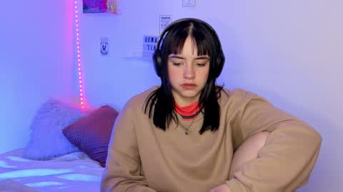 Emily Lindey online show from 03.27.26