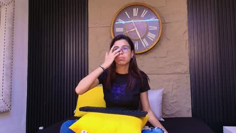 Emily online show from 04.02.26