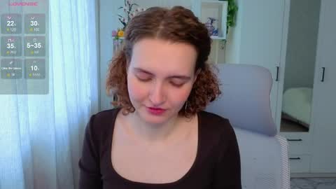 Snapshot of emily_lune chatting on 05.22.26 Emily online show from 05.22.26