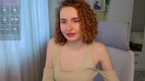 Snapshot of emily_lune chatting on 05.31.26 Emily online show from 05.31.26