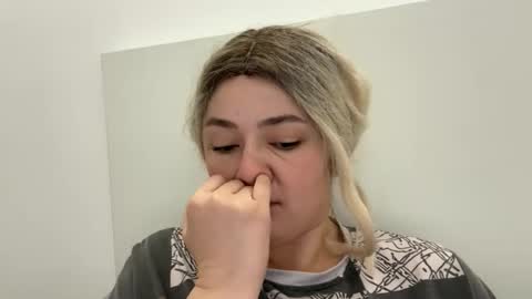 emily_morning_dew online show from 10.29.25