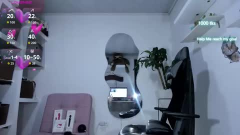 Snapshot of emily_palmeer chatting on 09.19.25 emily_palmeer online show from 09.19.25