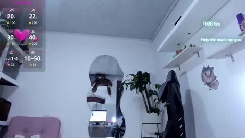 Snapshot of emily_palmeer chatting on 09.24.25 emily_palmeer online show from 09.24.25