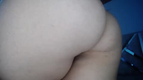 Snapshot of emily_pervert00 chatting on 10.02.25 Emily online show from 10.02.25