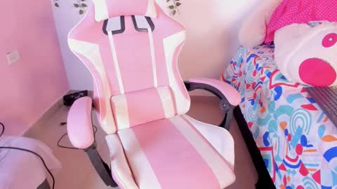 Emily online show from 10.11.25