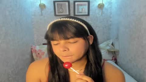 Snapshot of emily_rosue_ chatting on 07.08.26 emily_rosue_ online show from 07.08.26