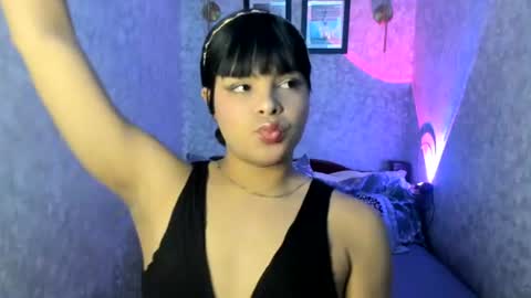 Snapshot of emily_rosue_ chatting on 07.21.26 emily_rosue_ online show from 07.21.26