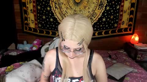 emily_salvatore online show from 02.08.25