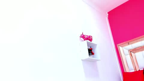 Snapshot of emily_sexy3 chatting on 03.07.25 Emily online show from 03.07.25