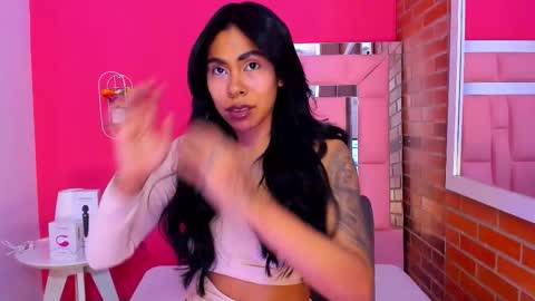 Snapshot of emily_sexy3 chatting on 09.27.25 Emily online show from 09.27.25