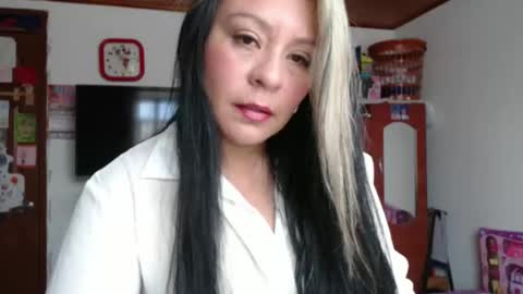 Snapshot of emily_sexy69 chatting on 04.30.26 Emily online show from 04.30.26