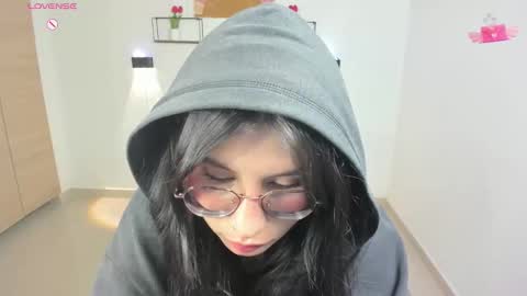 Emi online show from 11.24.25